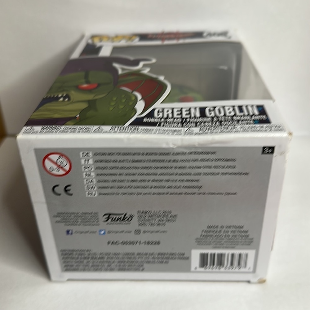 Green goblin funko pop​ - Picture 6 of 6